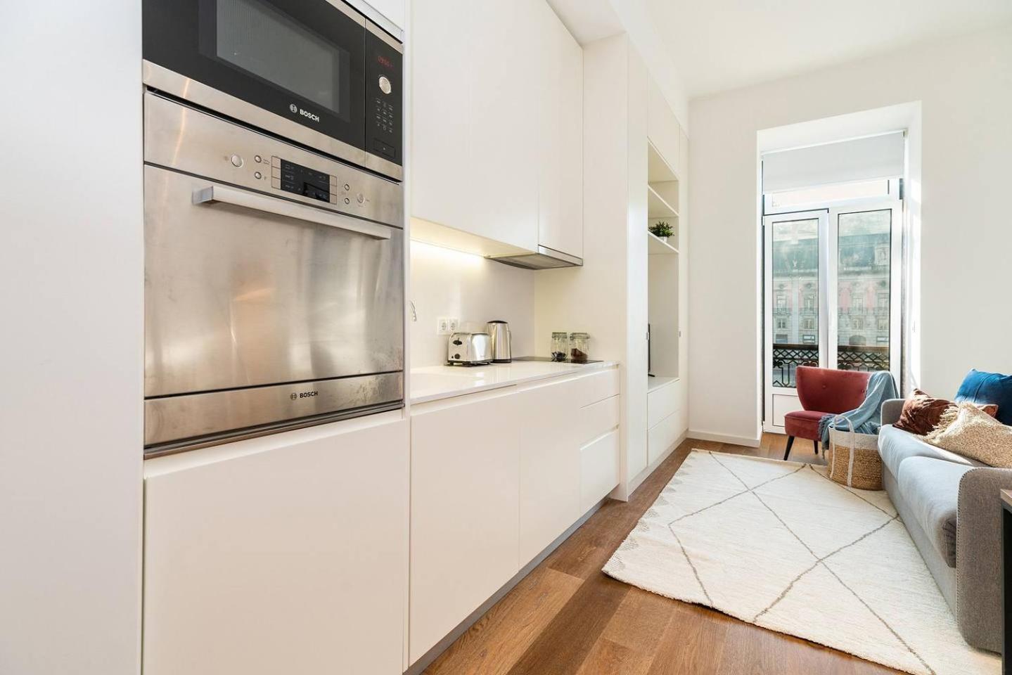 Graceful Design Studio With Romantic View ลิสบอน ภายนอก รูปภาพ